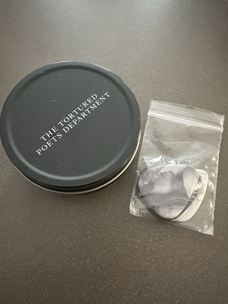 Taylor Strumenti musicali: Taylor Swift TTPD Gitarren Picks Neu – Nuovo (secondo la descrizione) da Dietlikon venduto da mullimaus2011