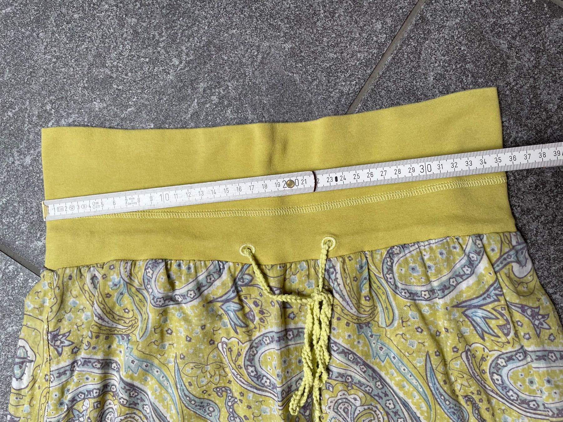 Nile Lotti di vestiti: Nile Rock mit Shirt & Weste Gr S – Usato da Niederbipp venduto da Rosamunde44 3