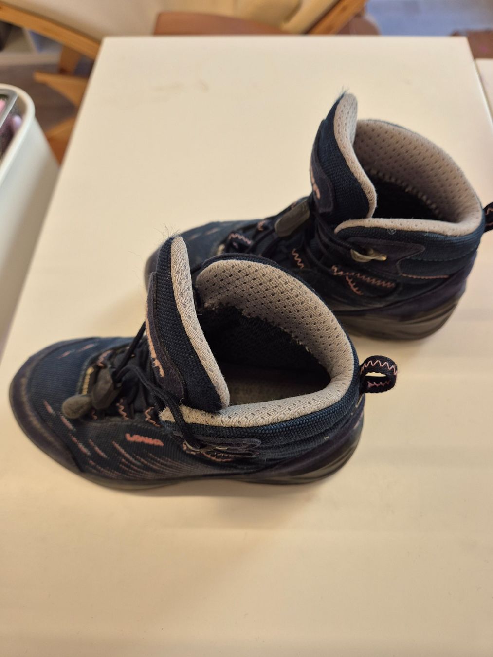 Lowa Scarpe per ragazzi: Lowa Schuhe 27 – Usato da Langnau i. E. venduto da Nana88 2