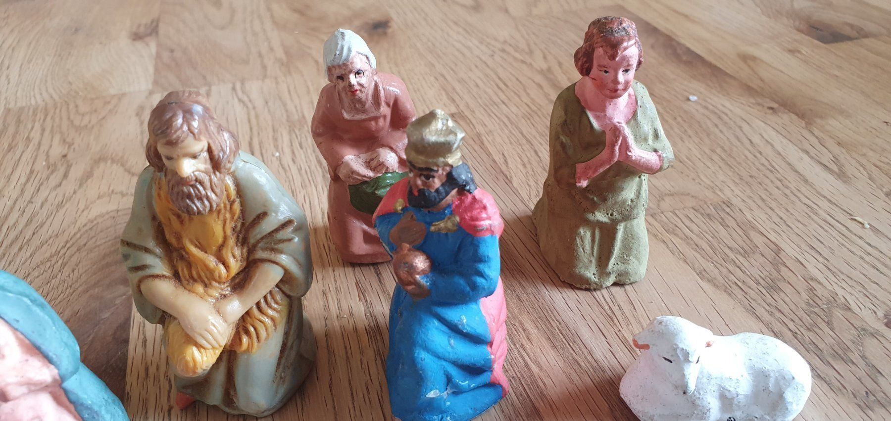Statuette: Alte Krippenfiguren – Usato da Flawil venduto da Naphtali 7