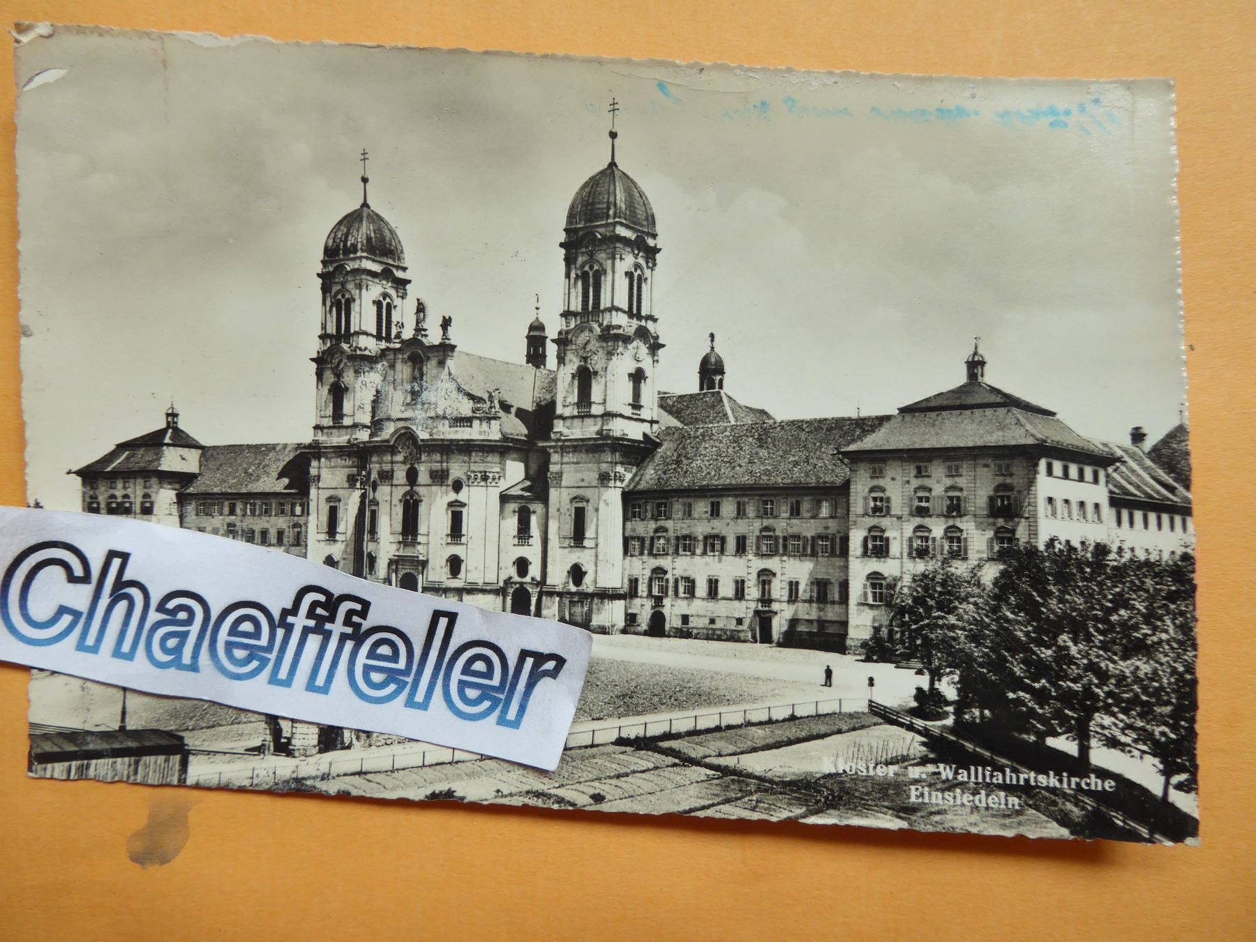 Cartoline postali: Kloster und Wallfahrtskirche Einsiedeln – Difettoso da Zürich venduto da Chaeffeler