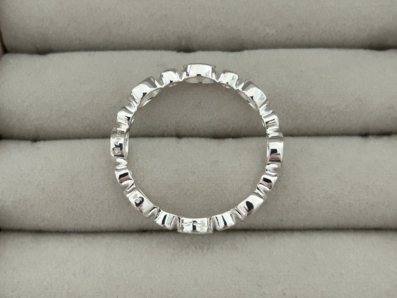 Thomas Sabo Anelli: Original Thomas Sabo Ring Kreise mit weissen Steinen Silber – Nuovo (secondo la descrizione) da Rheinfelden venduto da Boutique_Luxe 2