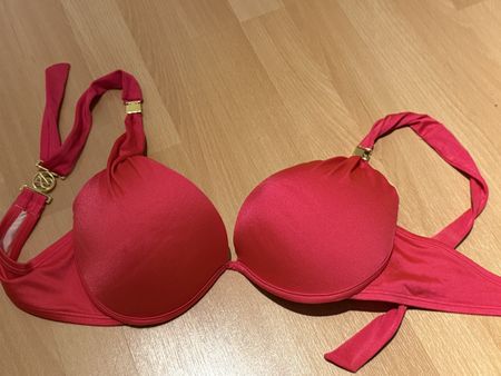 Victoria's Secret Bikini-Top, Gr. 36D, Rot