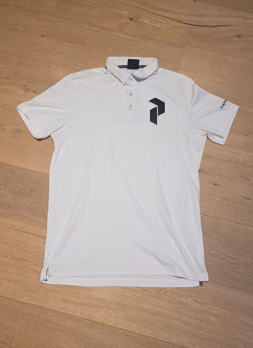 Lindeberg Kleiderpakete: 6 Oberteile, Golf-Bekleidung, Gr. S+M – Gebraucht aus Ipsach von LM1314 8