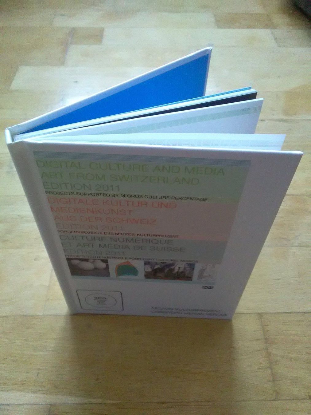 Alle DVDs: Digitale Kultur & Medienkunst Schweiz 11 – Gebraucht aus St. Gallen von elk2021 1