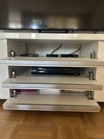 Sideboard weiss mit Schubladen und Türen guter Zustand