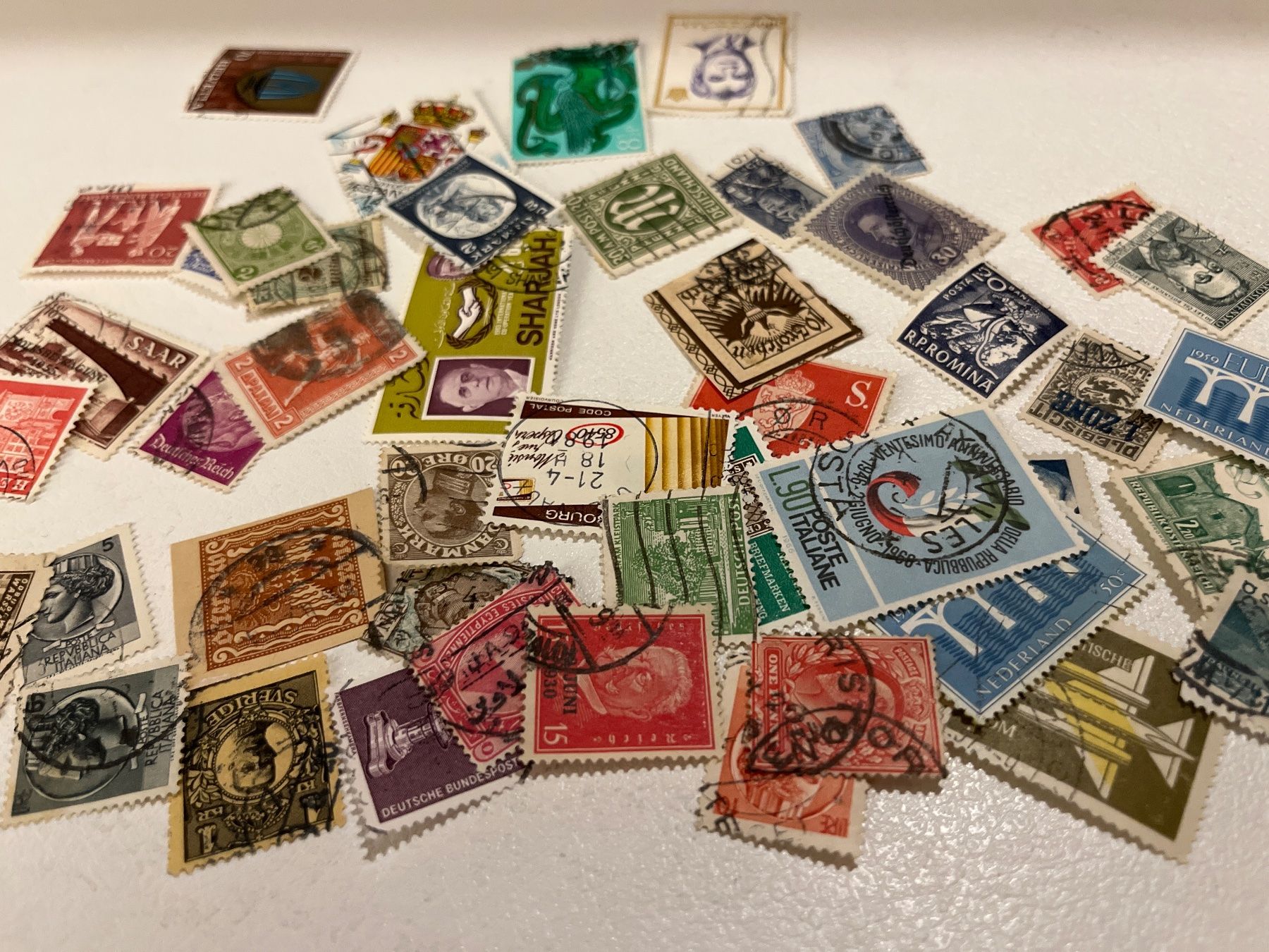 Alle Briefmarken: Lot 32: Lot mit mix Briefmarke – Gebraucht aus Chiasso von AzenYa