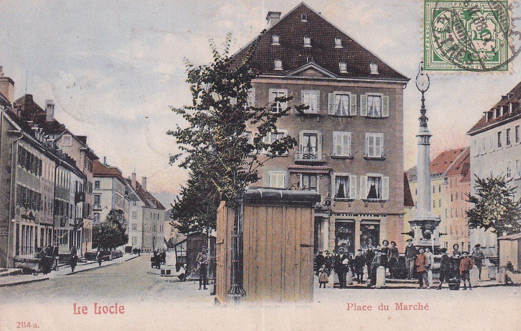 Cartoline postali: Le Locle  NE  -   Place du Marché      en 1908 – Usato da Brig venduto da Valcards54