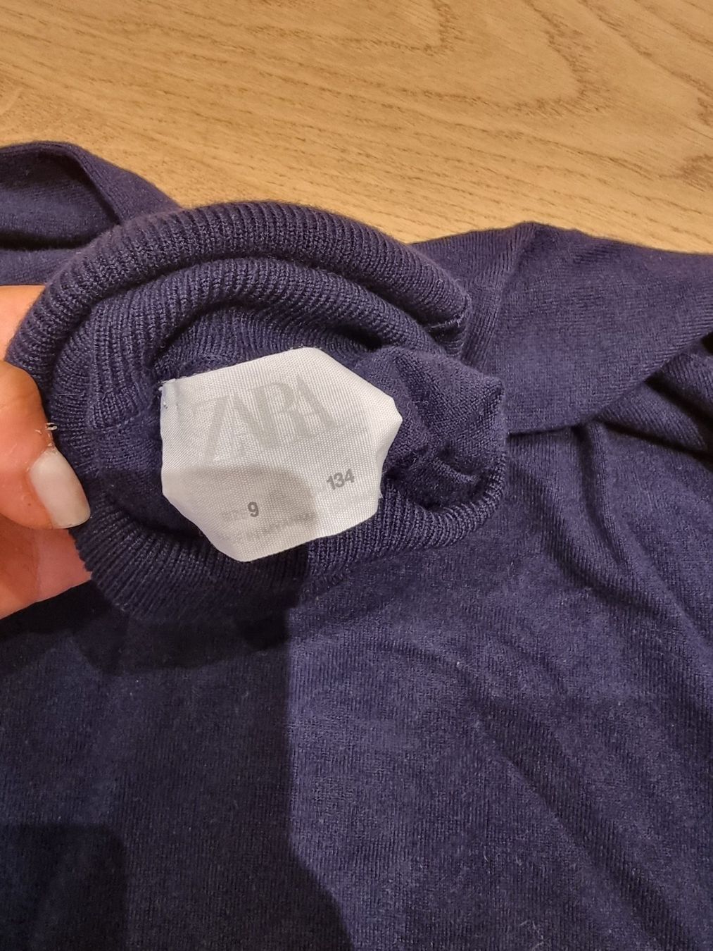 Zara Maglioni & Felpe: Zara Rollkragenpullover, 134 – Usato da Buttikon SZ venduto da Limo180 1