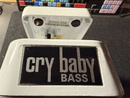 WahWha Cry Baby Bass