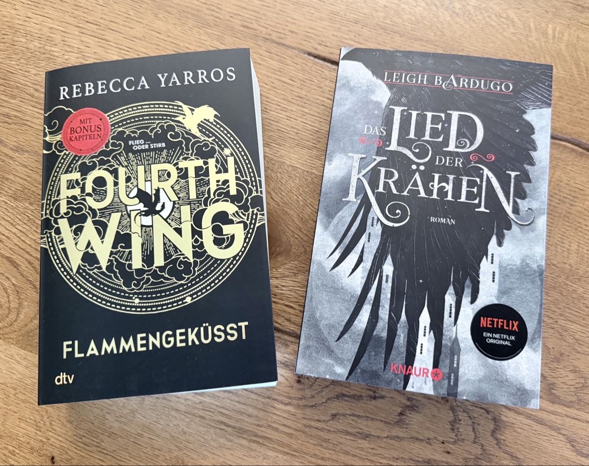 Bücher: 2x Taschenbücher: Fourth Wing & Lied der Krähen – Gebraucht aus Siebnen von Zesaria7