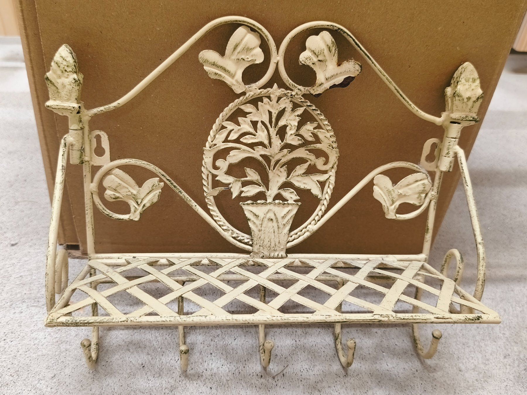 Scaffali: Wandregal mit Haken shabby chic – Usato da Zürich venduto da Jul69 6