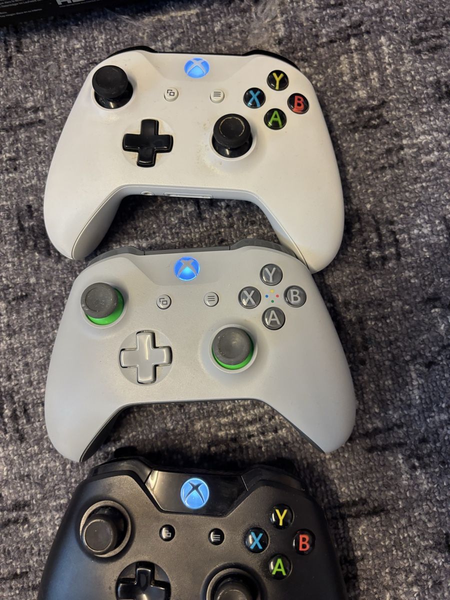 Microsoft Konsolen: Xbox one Model 1540, mit Controller, Spiele – Gebraucht aus Brütten von Swerman1984 3