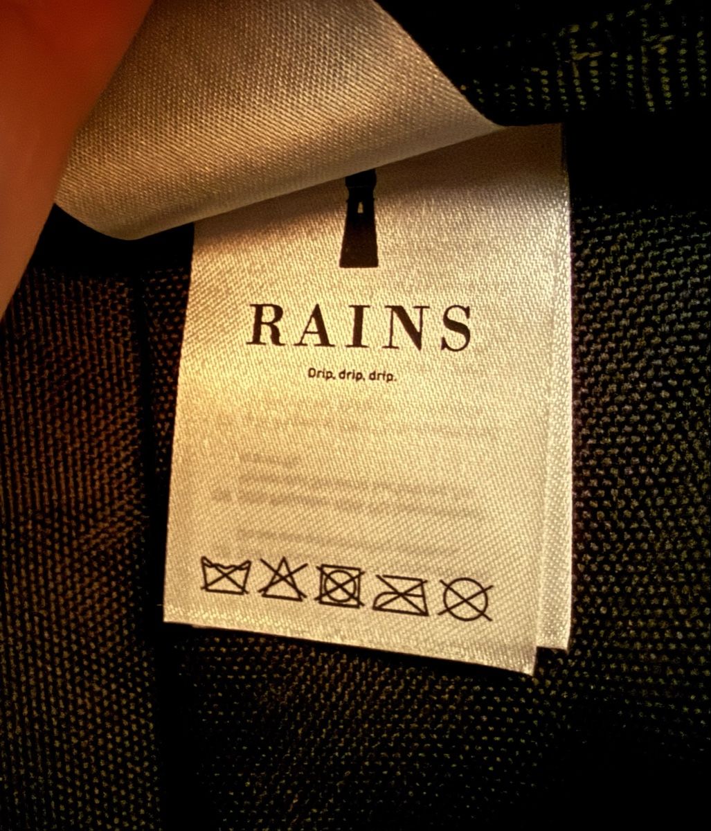 Rains Custodie per cosmetici: Rains - Wash Bag Small – Usato da Luzern venduto da varleanhtienal 6