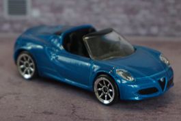 Majorette Alfa Romeo 4C Spider TOP !!!!!!!!!!