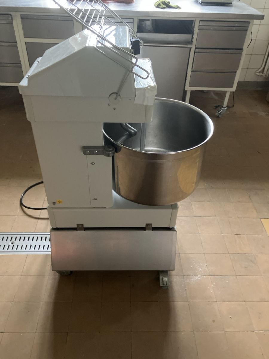Cucine complete: Knetmaschine klein – Usato da Grabs venduto da schlegel63 4