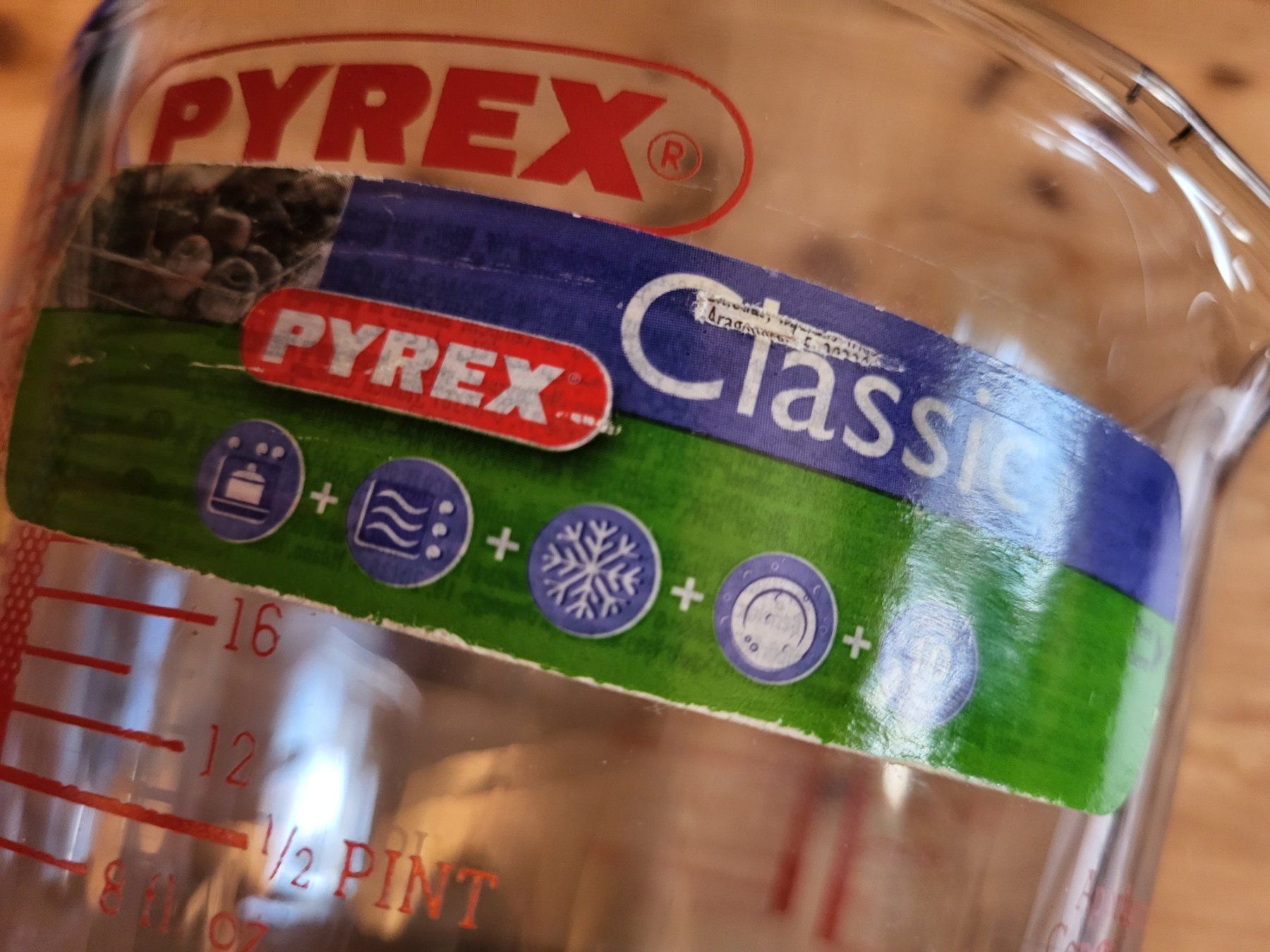 Bicchieri: Grosser Masskrug von Pyrex aus Glas – Usato da Guggisberg venduto da Aegertenlehn 2