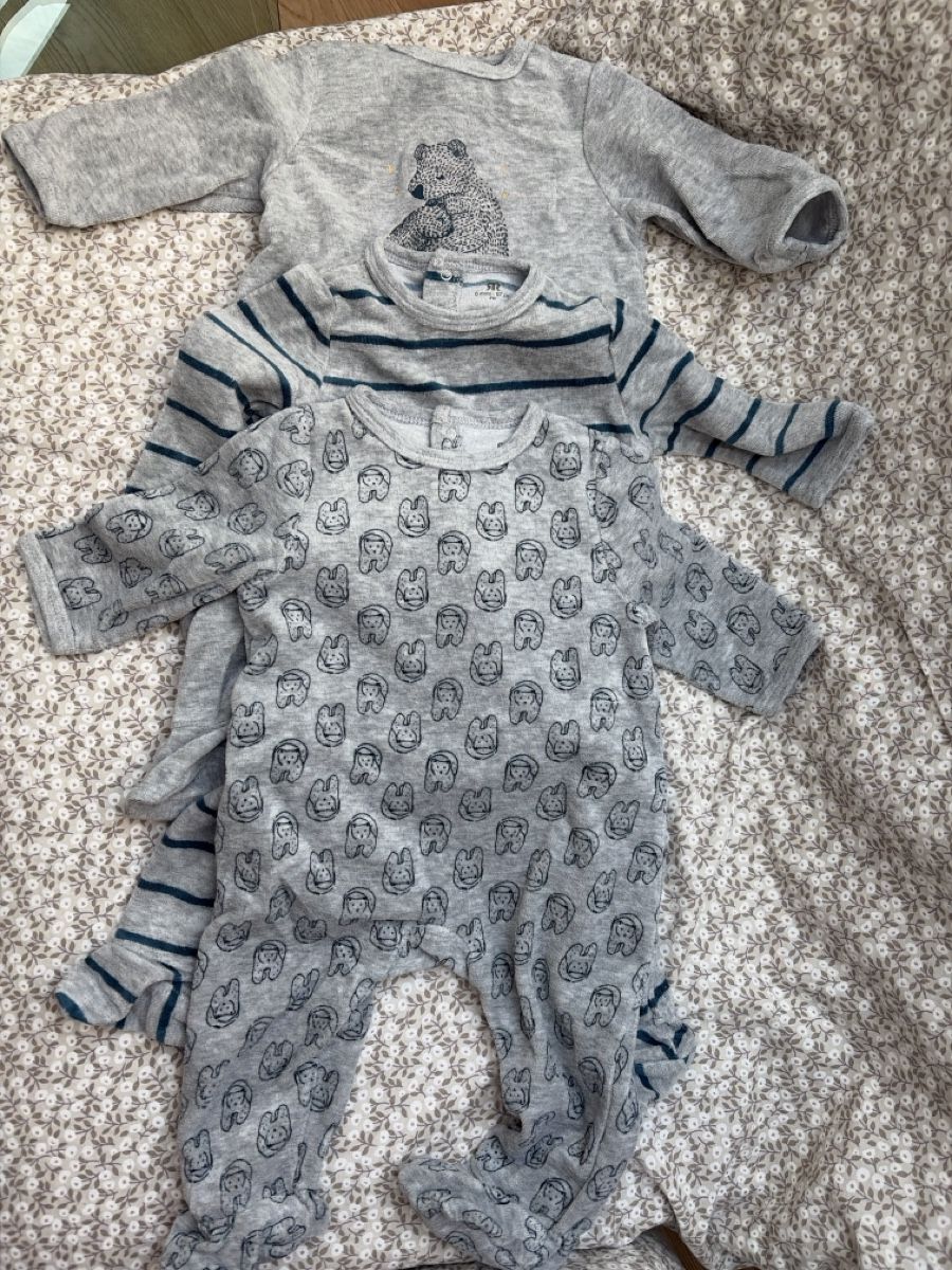 La Redoute Pigiama & Simili: Ensemble 3 pyjamas 67cm – Usato da Küssnacht am Rigi venduto da amynilleuh