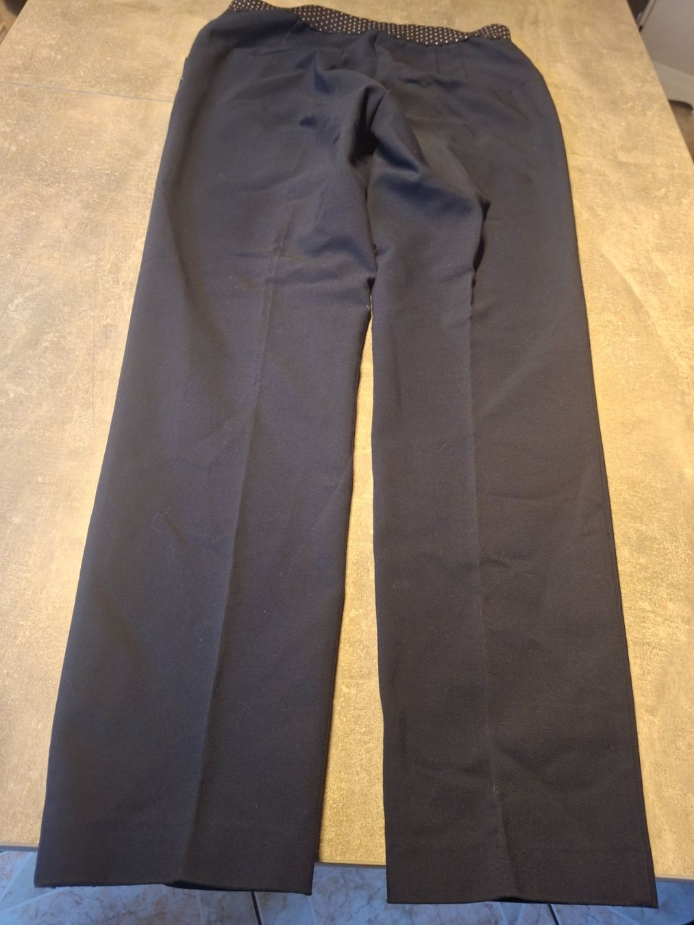 Pantalons: Pantalon taille 38 marque Camaïeu 50% coton – D'occasion à Villiers par san_jn5w 8