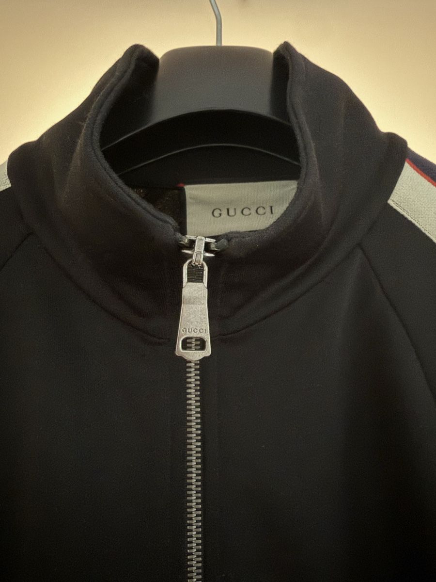 Gucci Giacche: Original Gucci Track Jacket, Grösse L - Top Zustand – Usato da Bern venduto da oaicu 2
