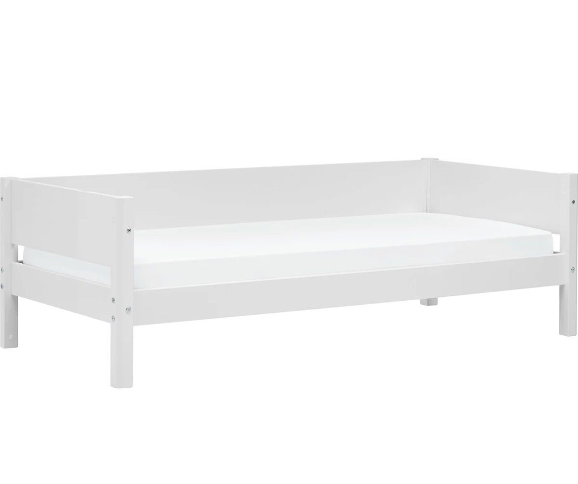 Lits: Flexa White Einzelbett – D'occasion à Wilen (Sarnen) par Mottenschrank