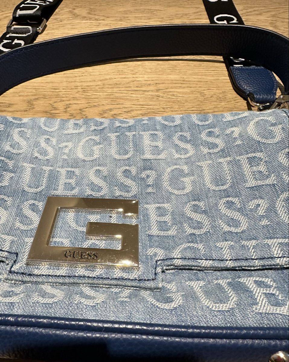 Guess Borse da donna: Guess Tasche, NEU – Nuovo (secondo la descrizione) da Goldach venduto da Schnuppi 1