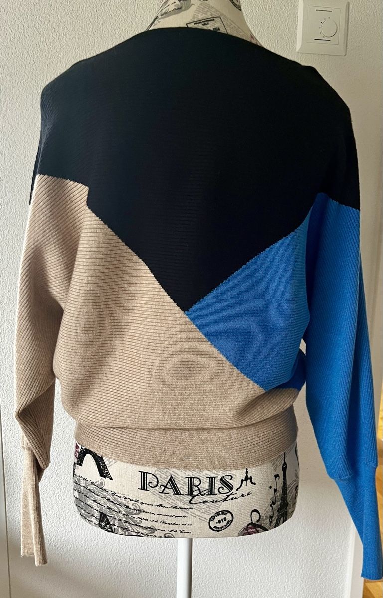 C&A Maglioni & Felpe: Colourblocking Pullover von C&A Gr. XS – Usato da Aarburg venduto da Petite-closet-Loop 2