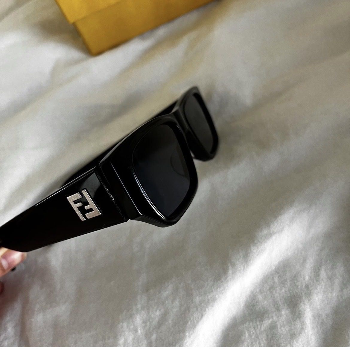 Fendi Occhiali & Lenti: Fendi squared sunglasses – Usato da Genève venduto da toandfrom 2