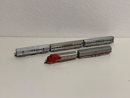 Santa Fe Streamliner mit EMD E7 Diesellok 5-tlg