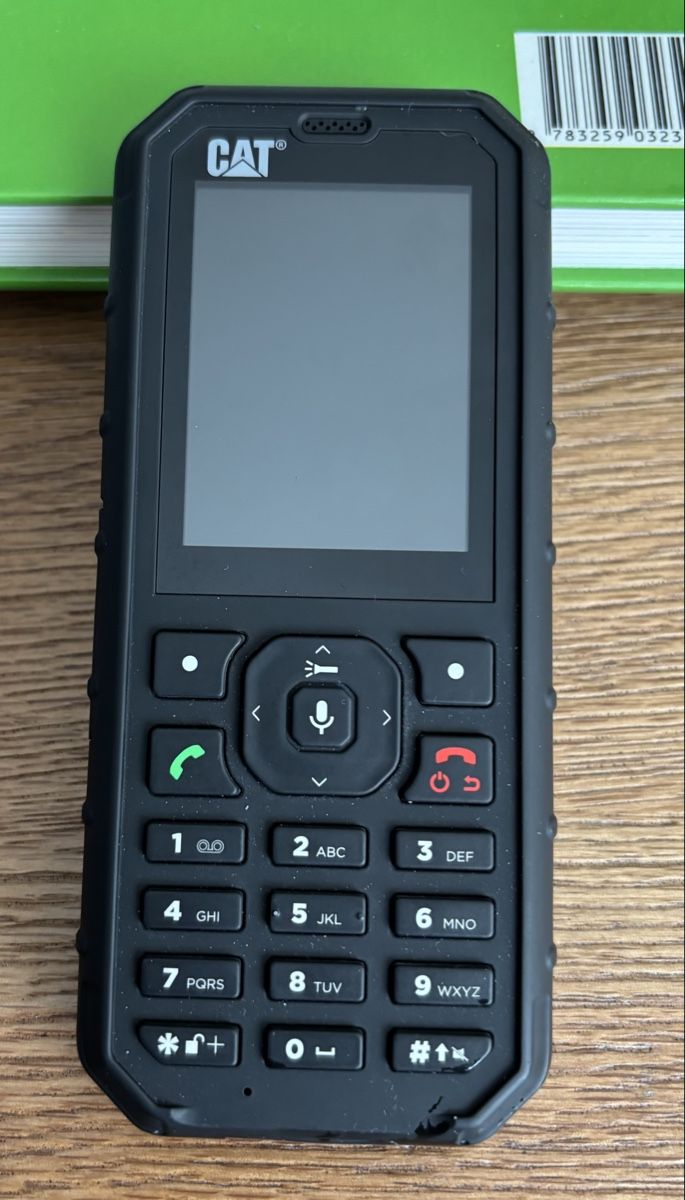 Caterpillar Telefoni cellulari / Smartphones: Robustes Handy CAT B35 – Usato da La Tour-de-Trême venduto da ValGruyere 1