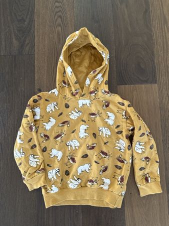 BW Pulli Gr. 116 5/6j. 