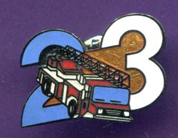 Feuerwehrauto  mit Drehleiter  Zürich 23