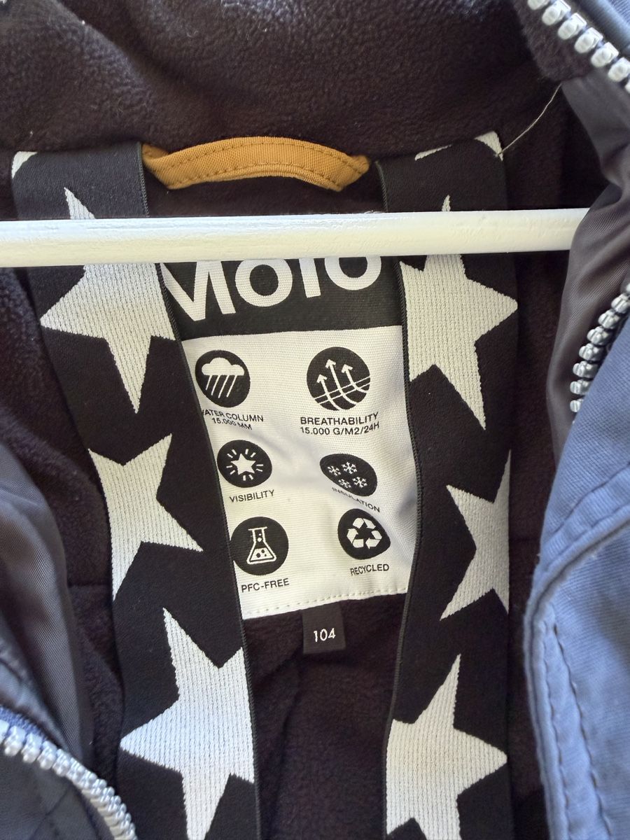 Molo Tute: Molo Schneeanzug Gr 104 – Usato da Horgen venduto da minx2000 2