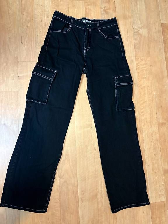 Pantalons: Schwarze Cargo-Hose Gr. 38 – Neuf (Voir description) à Willisau par ani_gtk8