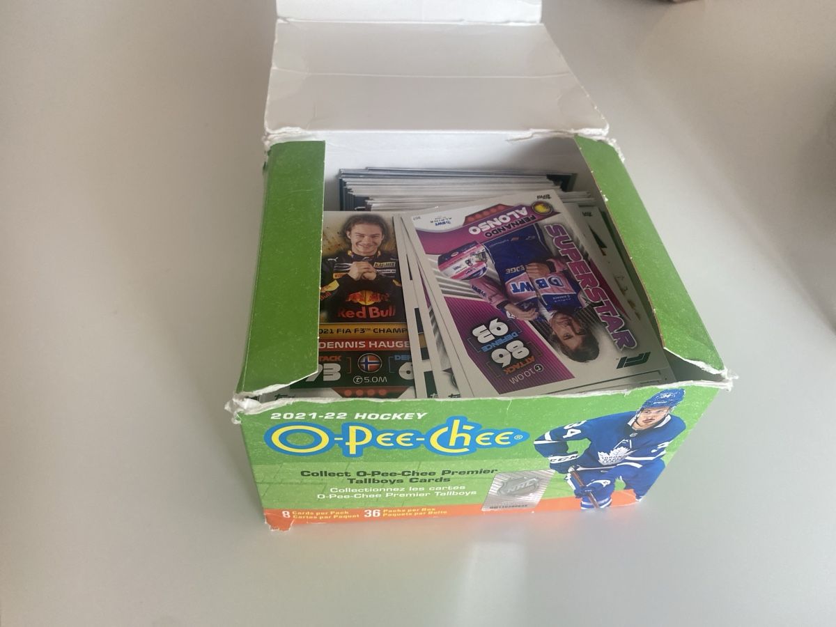 Topps Sammelbilder & Trading cards: Eine Box Turbo Attax Formula 1 – Neu (gemäss Beschreibung) aus Uster von oik_5k2y 1