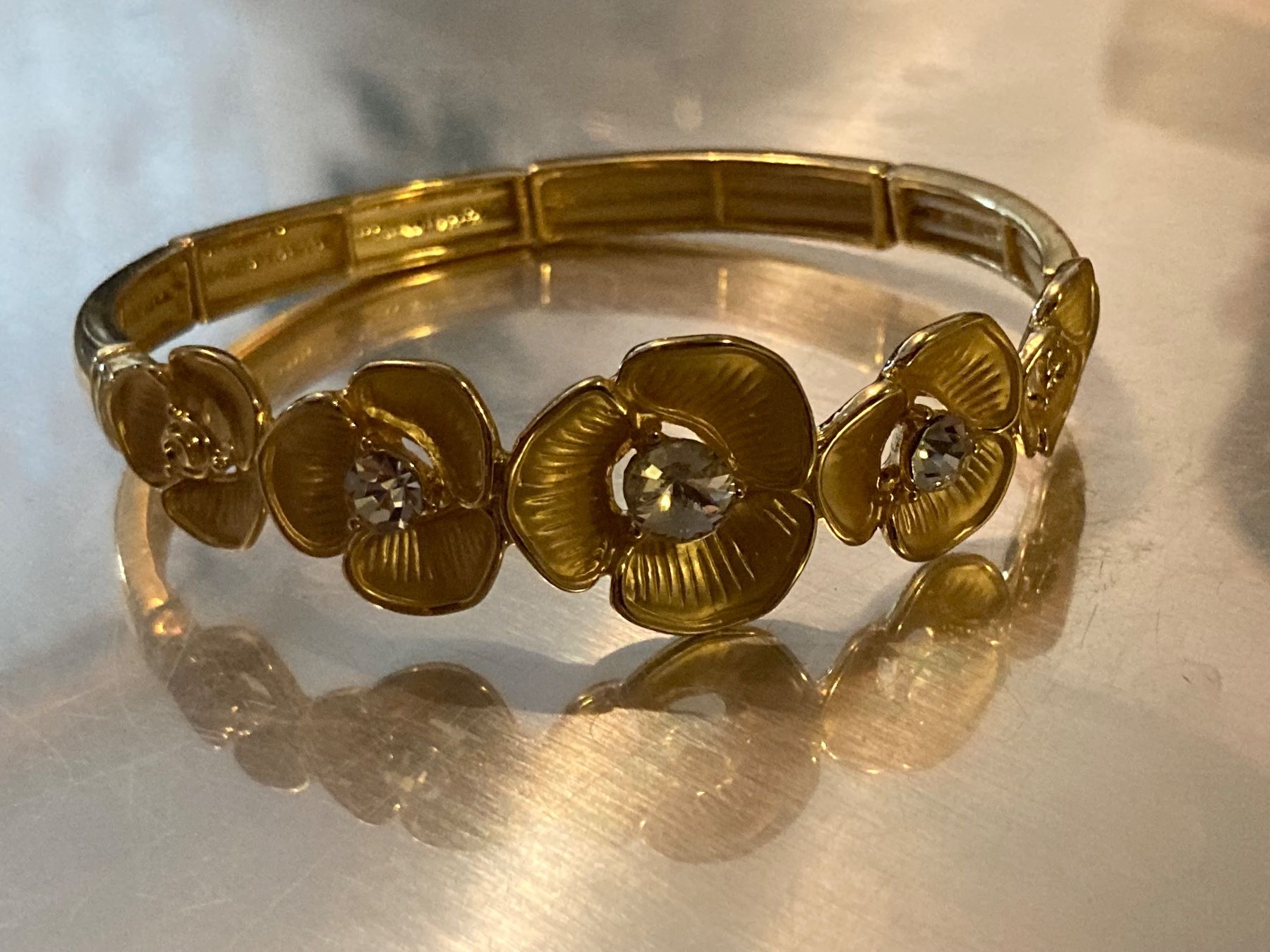 Armbänder & -reifen: Bracelet doré vintage – Gebraucht aus Marly von Antigona71