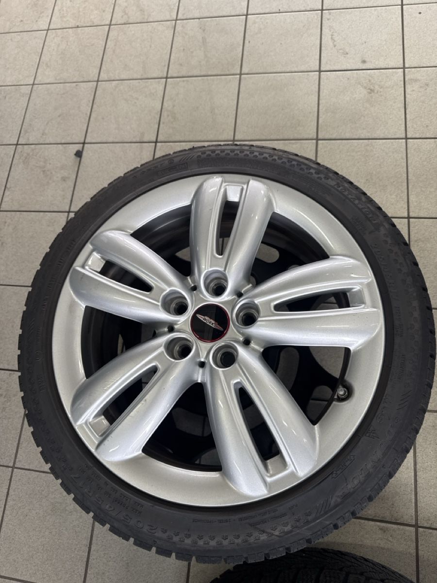 Pneumatici & Ruote complete: Mini cooper s Winterkompletträder – Usato da Oftringen venduto da lar_569b 3