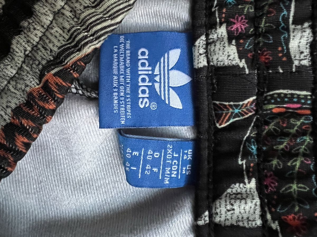 Adidas Maillots de bain & Bikinis: Bade Shorts Badehose Adidas Grösse M – D'occasion à Zürich par angielmora 4