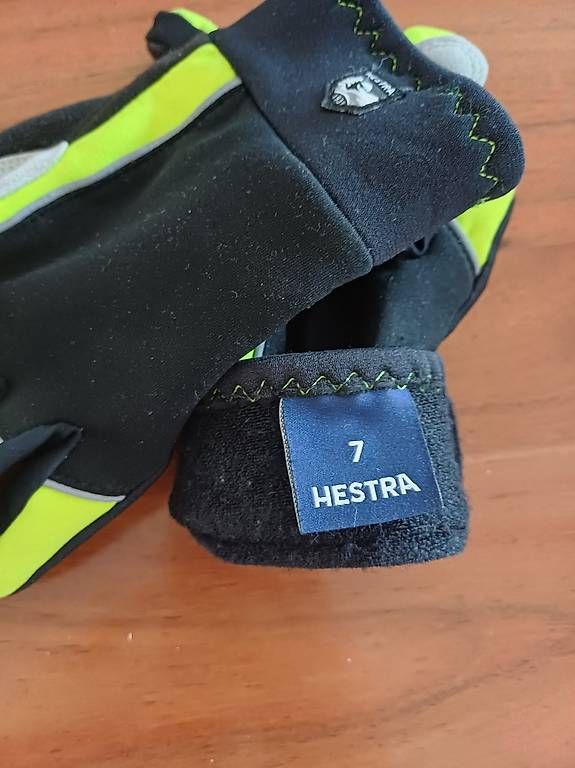 Gants & mitaines : Handschuhe Softshell – D'occasion à Zürich par jjud 1
