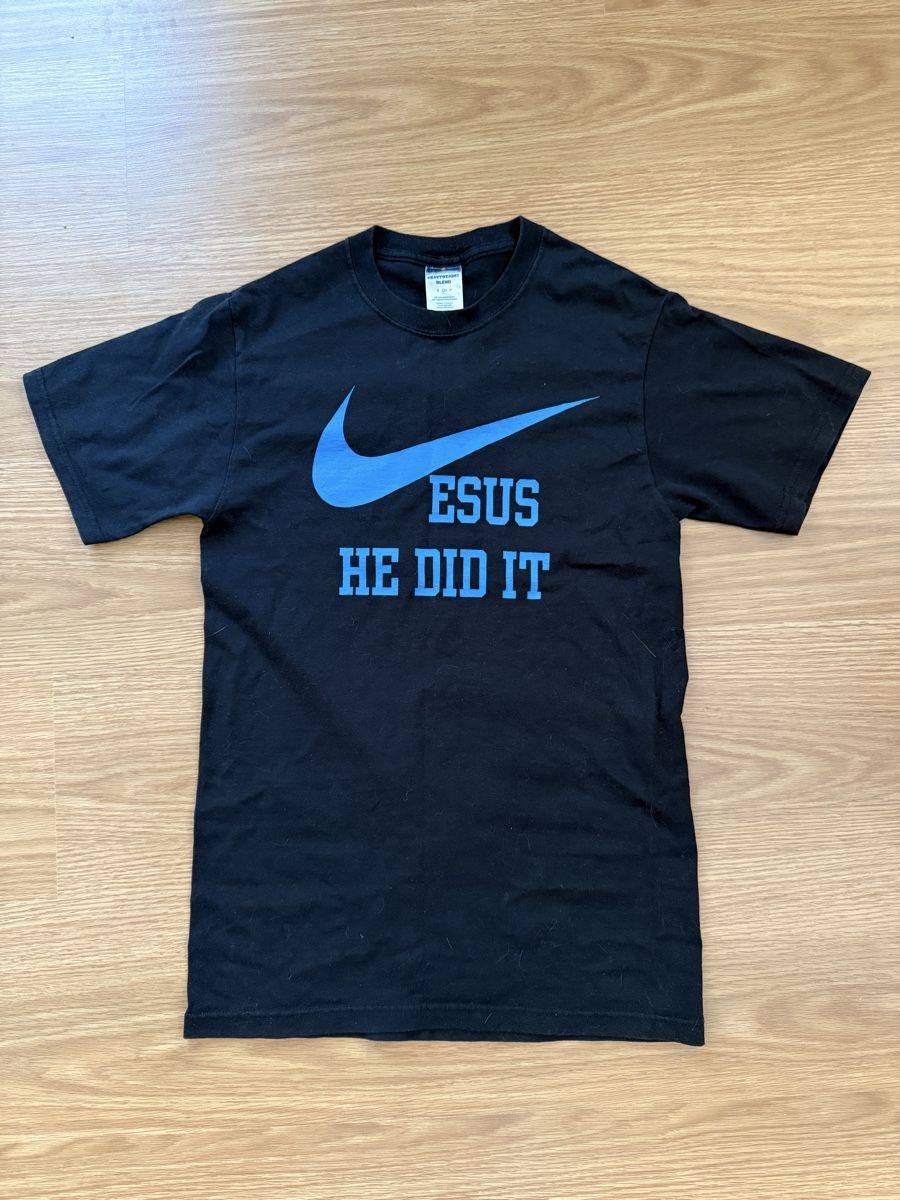 Nike T-shirts: Nike T-shirt – D'occasion à St. Gallen par trxcy