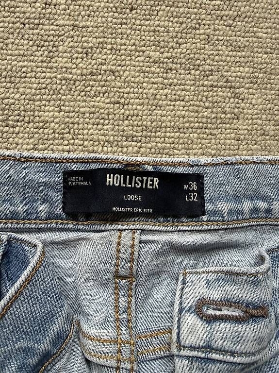 Jeans: Hollister Baggy Jeans – Usato da Davos Glaris venduto da noa_59j8 2