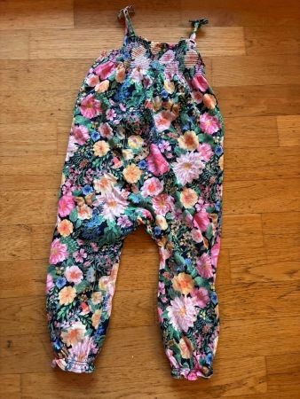 Schöner Jumpsuit Gr. 98, H&M
