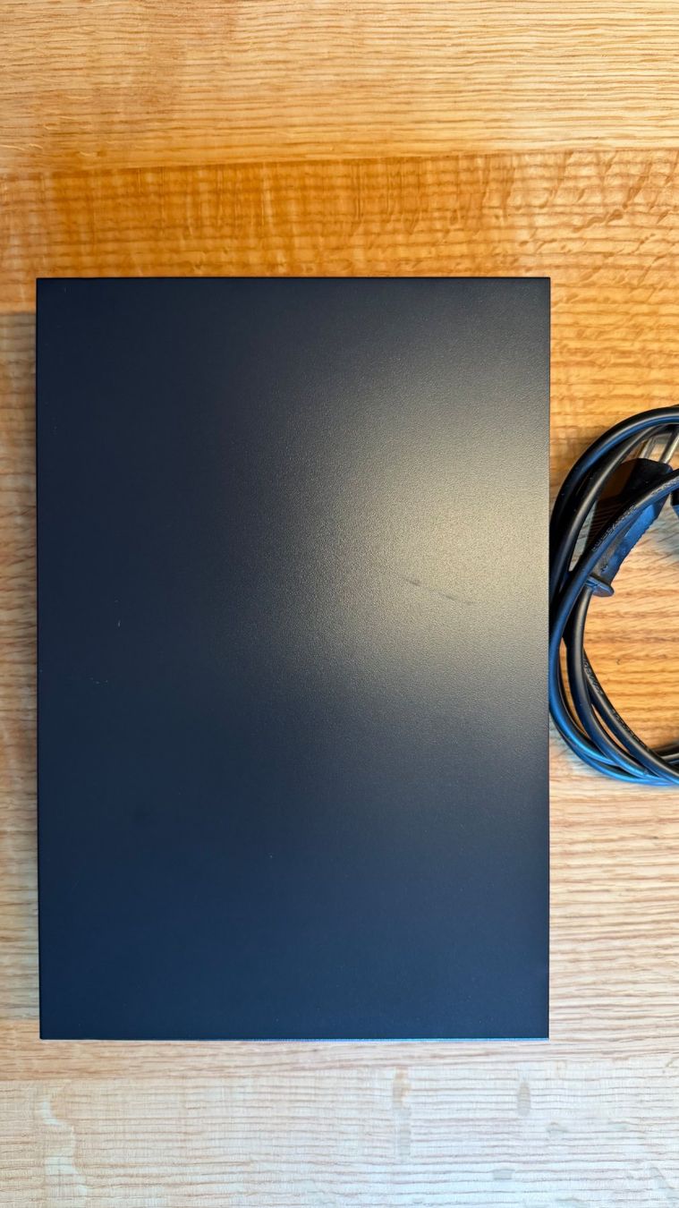 Hubs & Switches: 8Port 10GB Ethernet Switch Unmanaged – D'occasion à Olten par Diogenes1 3