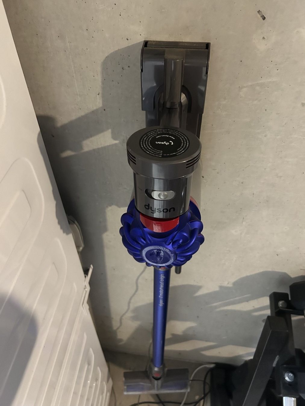 Dyson Aspirapolveri & Accessori: 2x Dyson V7 Motorhead Origin Staubsauger, Service notwendig – Usato da Burgdorf venduto da RSchweizer80 3