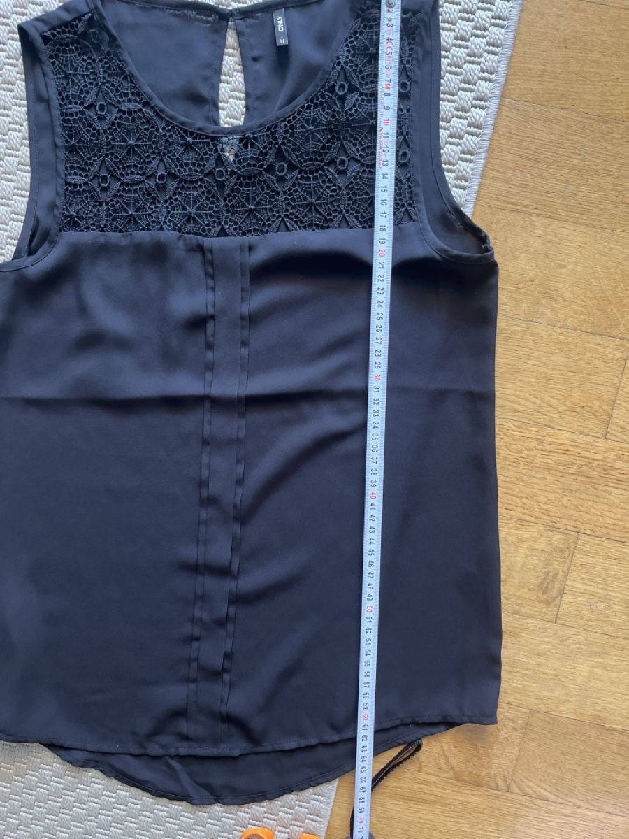 Only Tops: Top mit Spitze, Only, 36/38 – Gebraucht aus Solothurn von Bobesch08 4