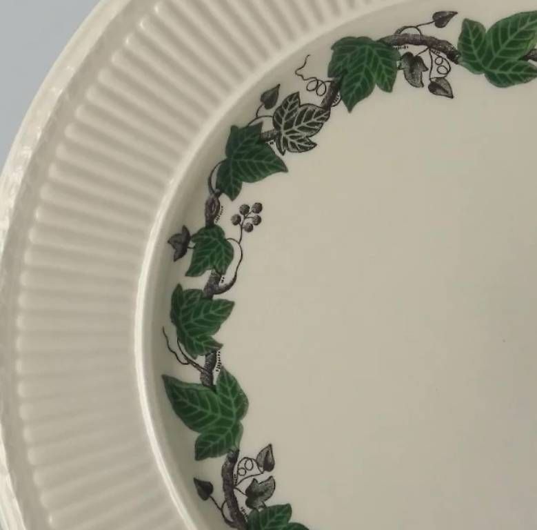 Geschirrsets: Wedgwood Stratford  – Gebraucht aus St Sulpice von BabaMac