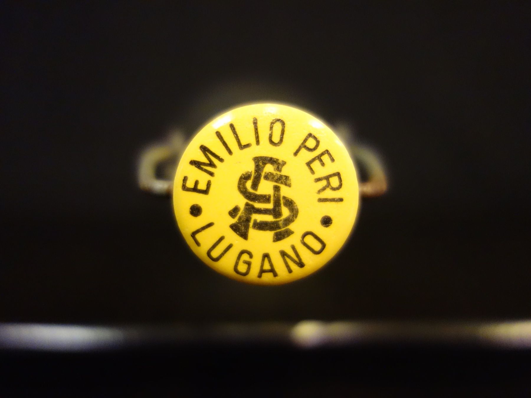 Bicchieri, Caraffe & Bottiglie: alte Flasche EMILIO E. PERI LUGANO 1962 ARANCIATA – Usato da Kerzers venduto da Flaschenposten 7