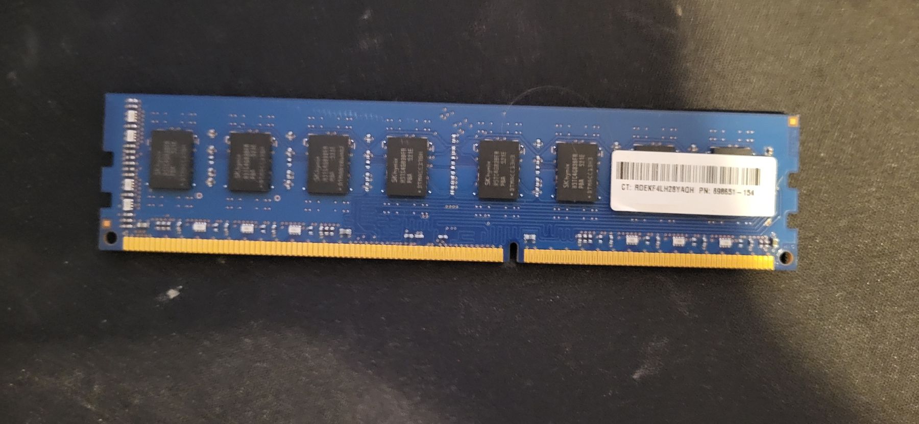 Memoria / RAM: 1x 8gb ddr3  – Usato da Waldstatt venduto da Durstigog 1
