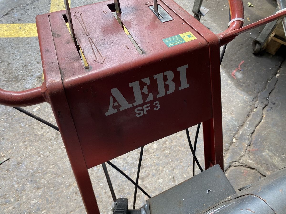 Aebi Tutte le macchine: Aebi SF3 – Difettoso da Wilen b. Wil venduto da Ku_26 1
