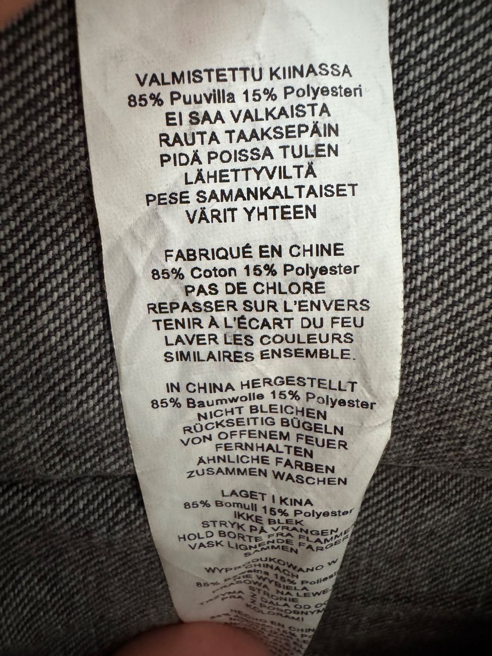 Vestes: Jeansjacke schwarz Grösse 38 – D'occasion à Niederhasli par Erwied 2